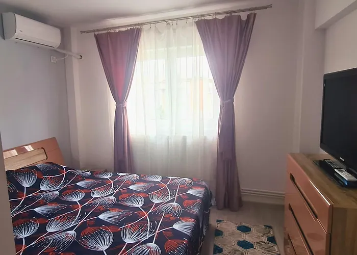 Cozy Apartment Central II